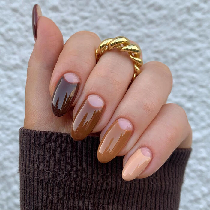 Фото: @charlotteellennails